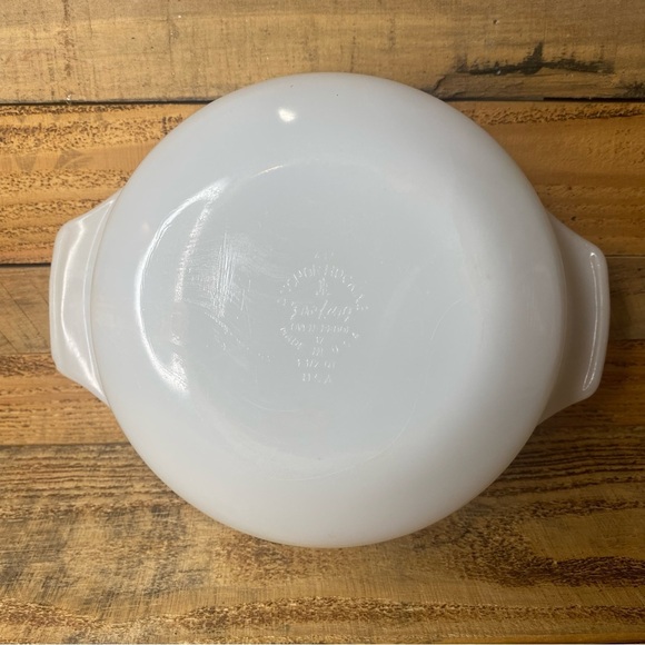 Vintage Anchor Hocking Fire King #437 Green Meadow 1 1/2 Quart QT Casserole Dish - Picture 5 of 10